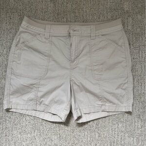 St. John’s Bay Women’s Khaki Shorts Size 8